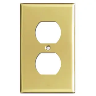 1 Outlet Cover Plate – Polished Brass