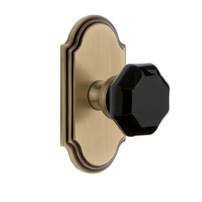 Arc Short Plate with Lyon Knob in Vintage Brass – Grandeur