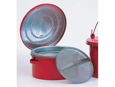 Eagle Bench Can – 2 Quart – Dasher screen – Red – B602