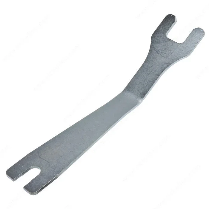 Fork Spanner by Richelieu – Essential Cabinet Hardware