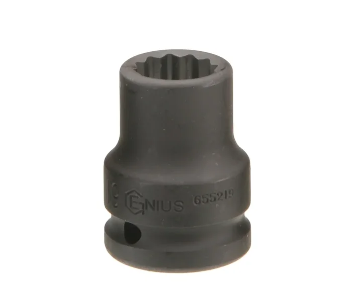 Genius Tools 3/4″ Dr. 18mm Thin Wall Impact Socket (12-Point) (CR-Mo) – 655218