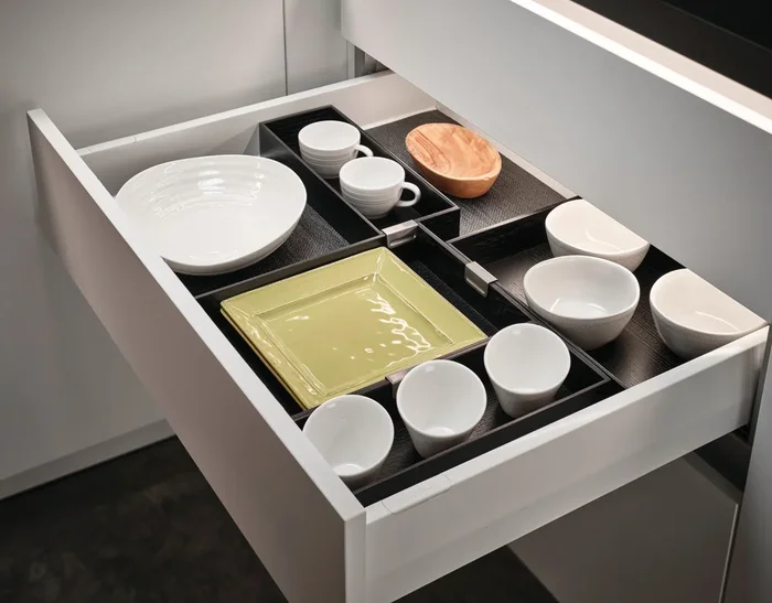 Hafele Matrix Box P50 Drawer Side Runner System – 92 mm Height, 110 lbs Capacity