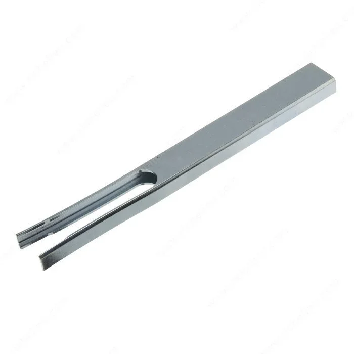 Installation Tool for Locking Key by Richelieu | Cabinet Hardware Solutions