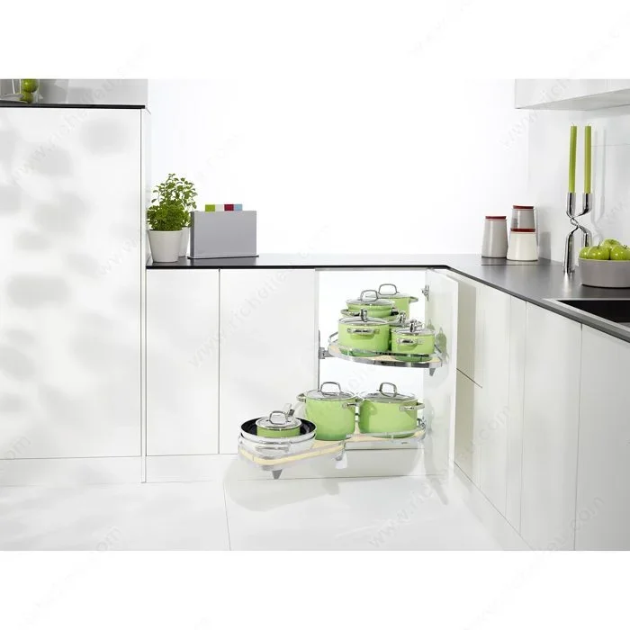 LeMans II System – Corner Cabinet Storage by Richelieu