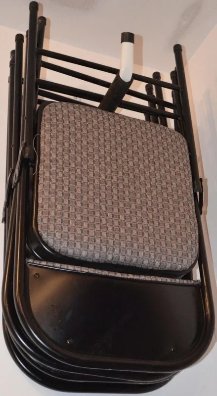Max Hook by Richelieu – Versatile Storage Solution for Cabinets