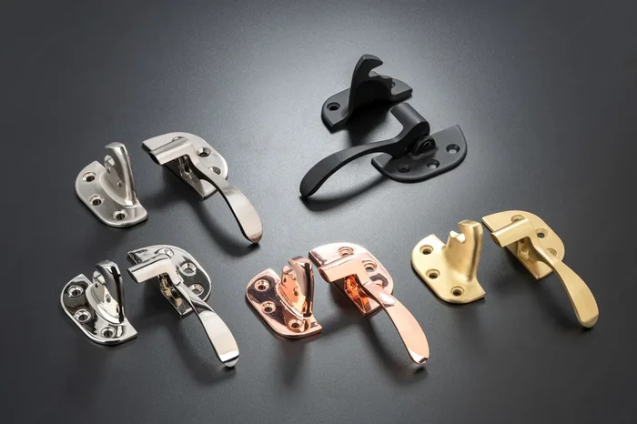 Metal Icebox Latch – Right Opening – 8578 by Richelieu
