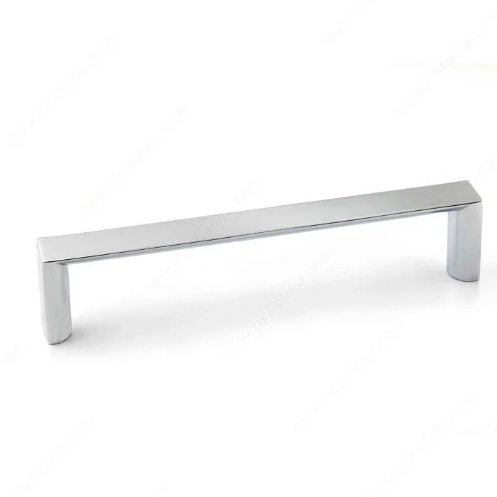 Modern Metal Pull – 5632 by Richelieu | Elegant Cabinet Hardware