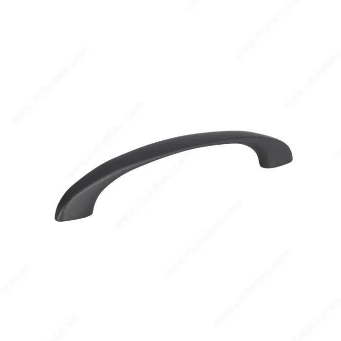 Modern Metal Pull – ESZ 008 by Richelieu | Stylish Cabinet Hardware