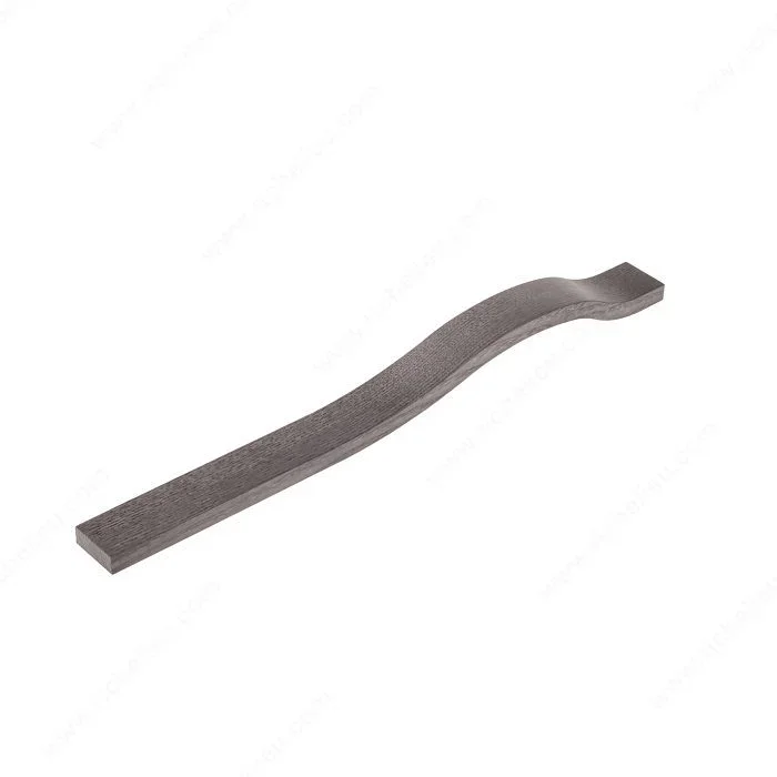 Modern Wood Pull – 6464 by Richelieu | Elegant Cabinet Hardware