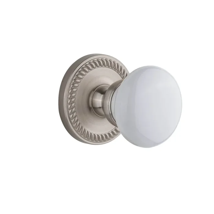 Newport Rosette with Hyde Park Knob – Satin Nickel