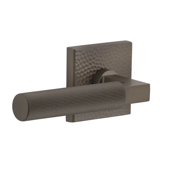 Quadrato Hammered Rosette with Contempo Fluted Lever – Titanium Gray