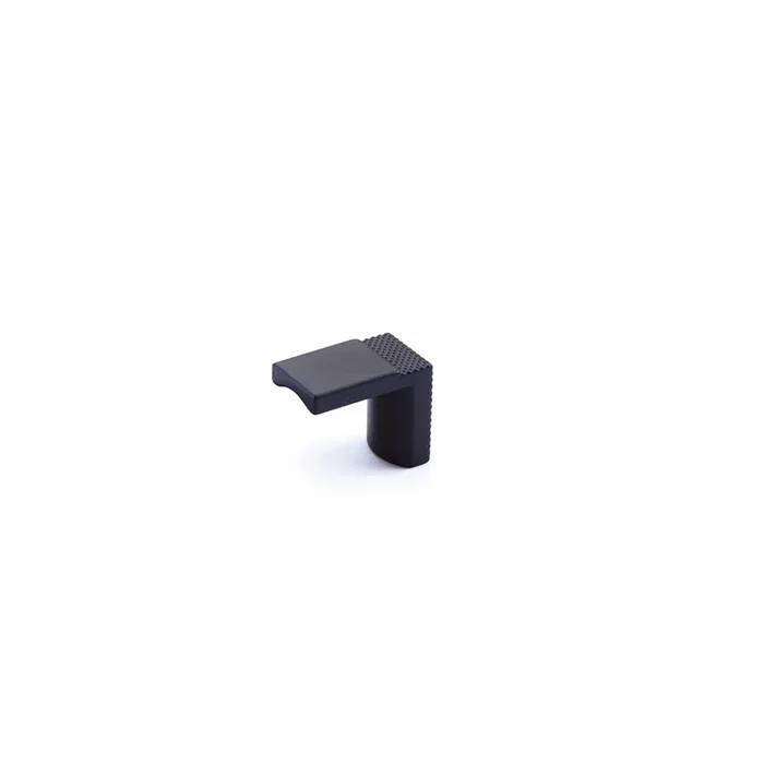 Schaub 1-1/8″ Quadrato Cabinet Finger Pull – Matte Black Finish