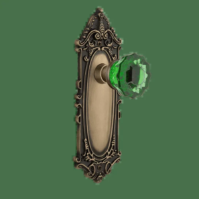 Victorian Long Plate with Emerald Crystal Knob in Antique Brass – Nostalgic
