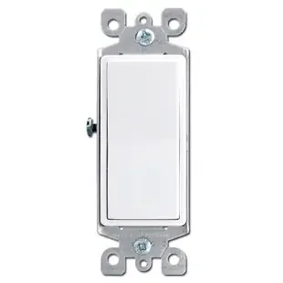 White 3-Way 15 Amp Decora Switch